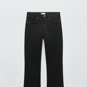 Zara Mid Rise Cropped Black Denim